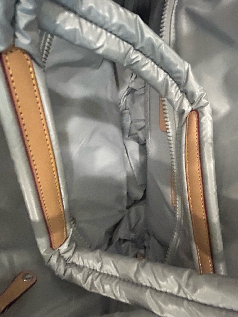 BNWT MZ Wallace large empire tote in oyster - Picture 6 of 8